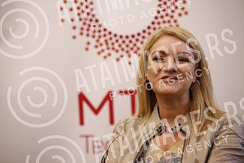 On the occasion of the upcoming concert by violinist Nemanja Radulovic in Kolarac and the release of the first album for Warner Classics, a press conference was held in the Music Gallery of the Kolarac Foundation.Povodom predstojeceg koncerta violi