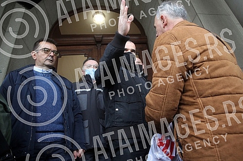 In front of the Belgrade City Assembly, the Movement for Reversal 