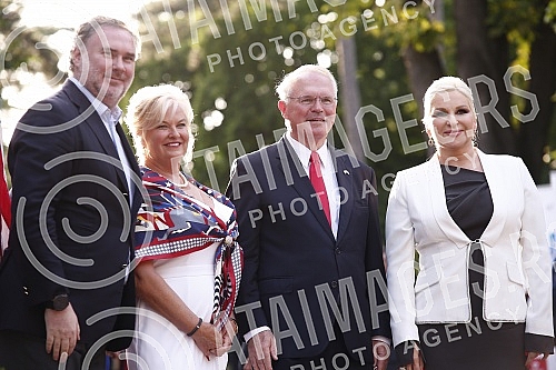 US Ambassador to Serbia Christopher Hill hosted a reception to celebrate the national holiday of the United States, Independence Day.Ambasador SAD u Srbiji Kristofer Hil priredio je prijem povodom proslave nacionalnog praznika Sjedinjenih Americkih