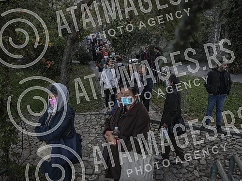 Orthodox believers in front of the Church of St. Petka on Kalemegdan on the occasion of the baptism of St. Petka.Pravoslavni vernici ispred Crkve Svete Petke na Kalemegdanu povodom krsne slave Sveta Petka.