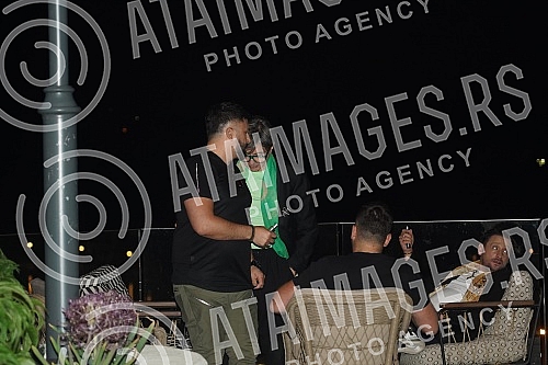 The premiere of the video Rana and the promotion of the album Cinema (Bioskop) by Seka Aleksic was held at the Cinestar cinema in the Ada Mall shopping center.Premijera spota Rana i promocija albuma Bioskop Seke Aleksic odrzana je u bioskopu Cinest