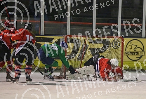 The match of the women's hockey team Serbian girls against Ljubljana's Olimpija was played as part of preparations for the historic, first appearance at the IIHF World Championship III Division B Group, which will be held in Belgrade in March.
Utak The match of the women's hockey team Serbian girls against Ljubljana's Olimpija was played as part of preparations for the historic, first appearance at the IIHF World Championship III Division B Group, which will be held in Belgrade in March.
Utak