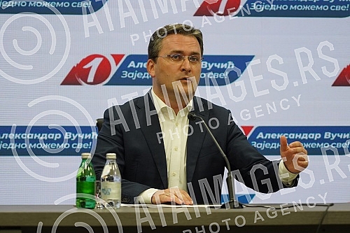 Addressing the media after the completed session of the Presidency of the Serbian Progressive Party.Obaracanje medijima nakon zavrsene sednice Predsednistva Srpske napredne stranke.