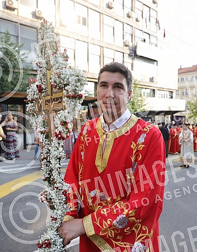 Today, the City of Belgrade celebrates its glory, the Ascension of the Lord - Savior's Day, and on that occasion, this year the Savior's Day liturgy passed through the central city streets and reached the plateau in front of the Temple of St. Sava, w