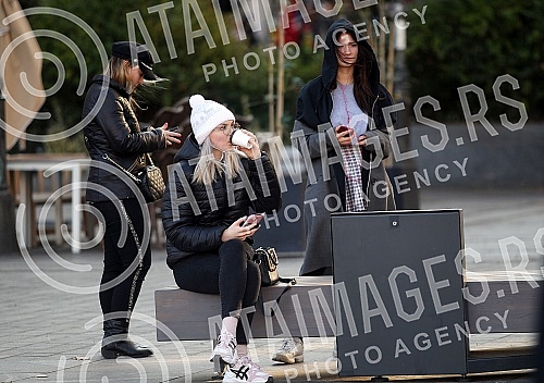 Atmosphere on Republic Square without open catering facilities due to stricter measures to suppress the spread of coronavirus.Atmosfera na Trgu repubilke bez otvorenih ugostiteljskih objekata zbog poostrenih mera za suzbijanje sirenja korona virusa