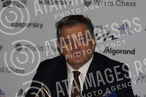 The Chess Federation of Serbia organized a gathering with the media at the Crowne Plaza Hotel on the occasion of the signing of the Agreement on the organization of the FIDE Grand Prix tournament in Belgrade, which will be held from February 28 to Ma