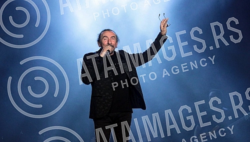 Concert of Zeljko Bebek held in Sava centar.
Koncert Zeljka Bebeka u Sava centru. Concert of Zeljko Bebek held in Sava centar.
Koncert Zeljka Bebeka u Sava centru.