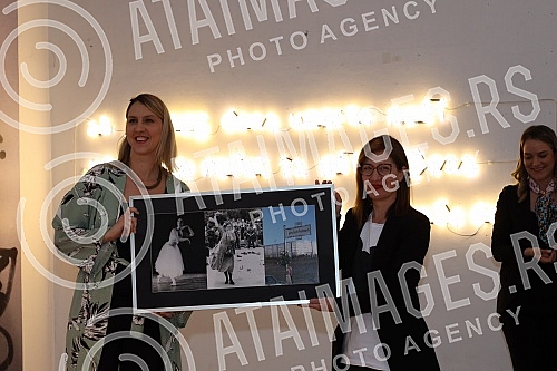 Jelena Santic Award for Brave Steps was held at the Center for Cultural Decontamination.Dodela nagrade Jelena Santic Za hrabri iskorak odrzana je u Centru za kulturnu dekontaminaciju.