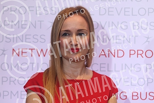 The American Chamber of Commerce in Serbia (AmCham) is organizing a panel discussion on the occasion of joining the Empower HER Initiative, whose goal is the economic empowerment of women within the business community.Americka privredna komora u Sr