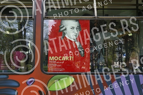 Tram ride through Belgrade like everyone wants.
Voznja tramvajem po Beogradu kakvu svi zele. Tram ride through Belgrade like everyone wants.
Voznja tramvajem po Beogradu kakvu svi zele.