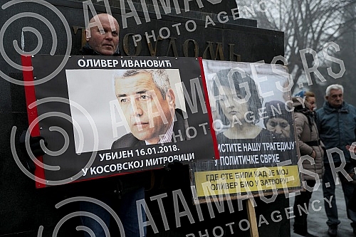 In the crypt of the Saint Sava Temple in Belgrade, a memorial was served to the killed Oliver Ivanovic. U kripti Hrama Svetog Save u Beogradu sluzen je pomen ubijenom Oliveru Ivanovicu.