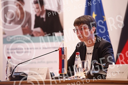 Conference E-invoices and electronic payments for a more competitive economy.Konferencija E-fakture i elektronska placanja za konkurentniju privredu.