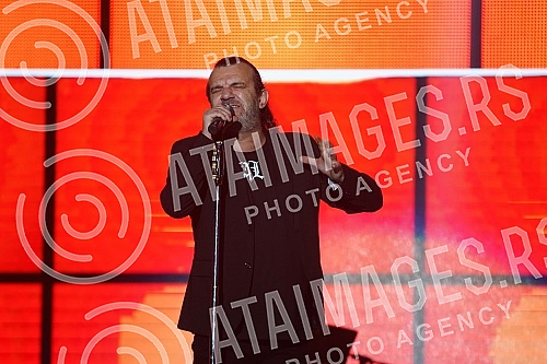Aleksandar Vuksanovic - Aca Lukas celebrates his 54th birthday today, and on that occasion he held a traditional concert in Stark Arena.Aleksandar Vuksanovic - Aca Lukas danas proslavlja svoj 54. rodjendan, a tim povodom odrzao je tradicionalni kon