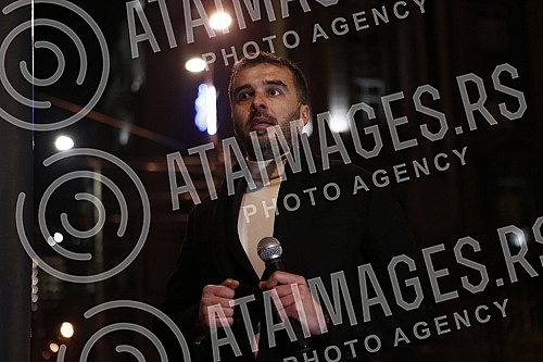 In front of the Presidency, a protest is being held against the excavation of lithium and pine on the territory of the whole of Serbia, under the name 