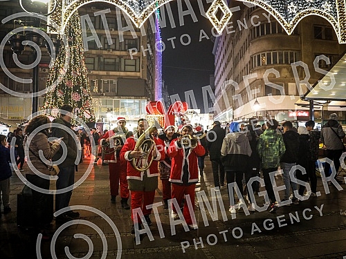 Atmosphere in the center of Belgrade on New Year's Eve.Atmosfera u centru Beograda uoci Nove godine.