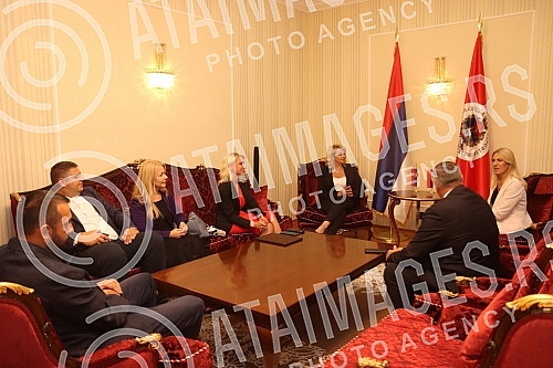 A meeting between the President of the Republic of Srpska, Zeljka Cvijanovic, and the Minister of Labor, Employment, Social Affairs and Veterans' Affairs in the Government of Serbia, Darija Kisic Tepavcevic, was held in Banja Luka. U Banjaluci je o