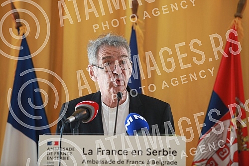 The ceremonial presentation of the Order of Arts and Literature in the rank of knight was held for the actor Predrag Miki Manojlovic at the residence of the French Embassy.
Svecano urucenje Ordena umetnosti i knjizevnosti u rangu viteza upriliceno j The ceremonial presentation of the Order of Arts and Literature in the rank of knight was held for the actor Predrag Miki Manojlovic at the residence of the French Embassy.
Svecano urucenje Ordena umetnosti i knjizevnosti u rangu viteza upriliceno j