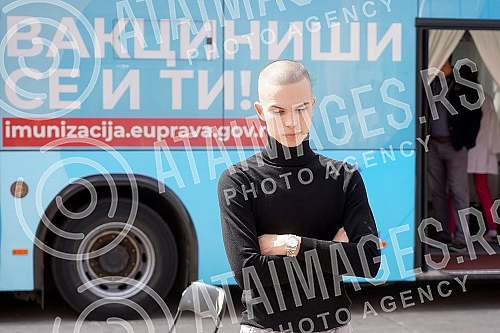 Rapper Mihajlo Veruovic - Voyage, as part of the action that Skymusic is implementing in cooperation with the City of Belgrade, pointed out the importance of vaccination in front of the Rapper Mihajlo Veruovic - Voyage, as part of the action that Skymusic is implementing in cooperation with the City of Belgrade, pointed out the importance of vaccination in front of the