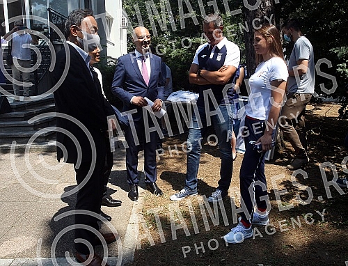 The Olympic Committee of Serbia and Toyota Serbia organized a press conference on the occasion of the presentation of the Letter of Welcome to Japan to the Olympic Team of Serbia by the President of Toyota Adria,  Kensuke Tsuchiya.Olimpijski komite