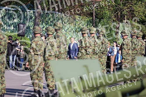 The two-day celebration of the Day of Victory over Fascism in the Second World War - May 9, began with the firing of honorary platoons of the Serbian Army from the Sava Terrace on Kalemegdan.Dvodnevno obelezavanja Dana pobede nad fasizmom u Drugom 