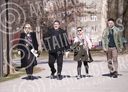 In front of the Presidency, a press conference was held by the Vice President of the Party of Freedom and Justice, Dejan Bulatovic, on the alleged new affair in Serbian agriculture.Ispred Predsednistva je odrzana konferencija za medije potpredsedni