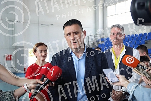 Girls with Down Syndrome and doctors from the UCC, with the support of singer Milica Pavlovic, played the game 