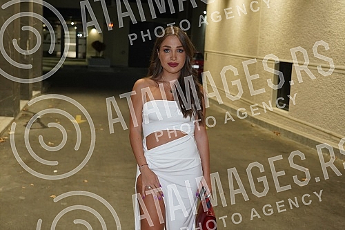 The queen of shaded eyeliner as many call her, a great professional and a woman who brought numerous techniques and knowledge in the field of permanent make-up to our region and was the first, Verica Blasko, opened the Blasko academy salon.Kraljica