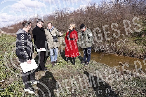 The press conference of the Democratic Party and the Eco-Pancevacki rit association was held on Pancevacki put, and the topic of the conference was the question of whether and to what extent the flora and fauna on the left bank of the Danube are enda