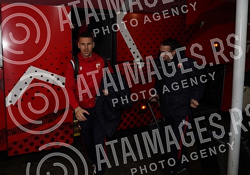 Delije, Red Star FC fans, organized a reception for the football players who achieved a historic success with a draw against Braga (1: 1) on Thursday night - a direct placement in the eighth finals of the Europa League, which is the biggest result of