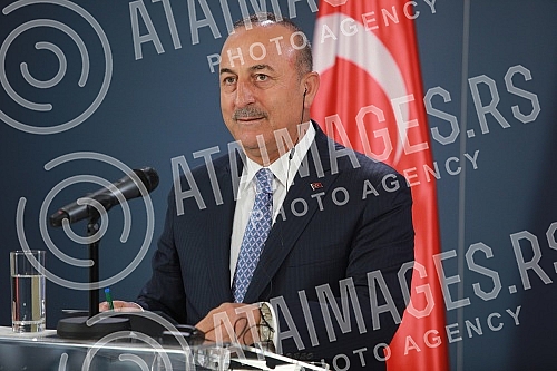 Serbian Foreign Minister Nikola Selakovic met with Turkish Foreign Minister Mevlut Cavusoglu.
Ministar spoljnih poslova Srbije Nikola Selakovic sastao se sa ministrom spoljnih poslova Turske Mevlutom Cavusogluom. Serbian Foreign Minister Nikola Selakovic met with Turkish Foreign Minister Mevlut Cavusoglu.
Ministar spoljnih poslova Srbije Nikola Selakovic sastao se sa ministrom spoljnih poslova Turske Mevlutom Cavusogluom.