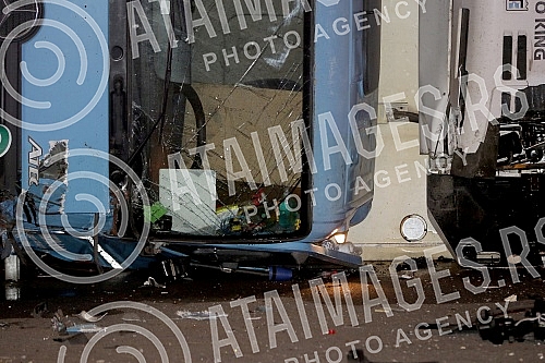 On the bypass around Belgrade, 3 km from the Surcin loop towards the Milos Veliki highway near the Obrenovac exit, a serious traffic accident occurred in which a truck and a car with Swiss license plates were involved, one person was killed and two w On the bypass around Belgrade, 3 km from the Surcin loop towards the Milos Veliki highway near the Obrenovac exit, a serious traffic accident occurred in which a truck and a car with Swiss license plates were involved, one person was killed and two w