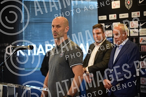 The official call of FK Partizan before the start of the 2022/2023 season was held at the Partizan - Teleoptik Sports Center, and then the first training session was held.Zvanicna prozivka FK Partizana pred pocetak sezone 2022/2023 odrzana je u Spo