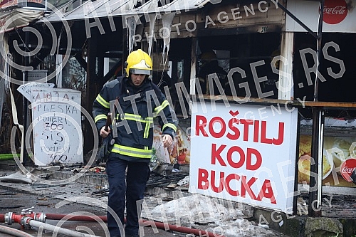 Fast food restaurant Barbecue near Bucko burned down in a fire.Restoran brze hrane Rostilj kod Bucka izgoreo je u pozaru.