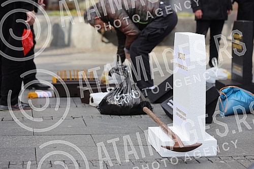 In Knez Mihailova Street, near the Russian Tsar restaurant, a press conference was held by the president of the movement In Knez Mihailova Street, near the Russian Tsar restaurant, a press conference was held by the president of the movement