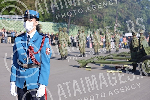 The two-day celebration of the Day of Victory over Fascism in the Second World War - May 9, began with the firing of honorary platoons of the Serbian Army from the Sava Terrace on Kalemegdan.Dvodnevno obelezavanja Dana pobede nad fasizmom u Drugom 