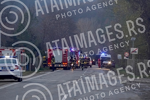 An explosion occurred at the Edepro factory in the Lestane settlement in Belgrade at around 2 p.m.
U fabrici Edepro u naselju Lestane u Beogradu oko 14 sati dogodila se eksplozija. An explosion occurred at the Edepro factory in the Lestane settlement in Belgrade at around 2 p.m.
U fabrici Edepro u naselju Lestane u Beogradu oko 14 sati dogodila se eksplozija.