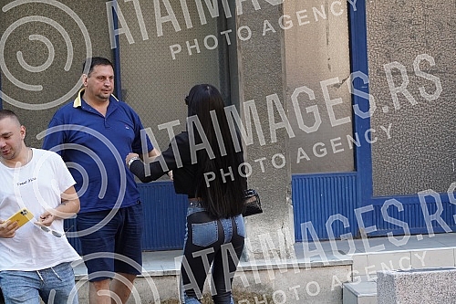 After the criminal report against Jovana Jeremic for threats, Maja Marinkovic came to the police station to give a statement.
Posle krivicne prijave Jovane Jeremic zbog pretnji Maja Marinkovic je dosla u policijsku stanicu kako bi dala izjavu. After the criminal report against Jovana Jeremic for threats, Maja Marinkovic came to the police station to give a statement.
Posle krivicne prijave Jovane Jeremic zbog pretnji Maja Marinkovic je dosla u policijsku stanicu kako bi dala izjavu.