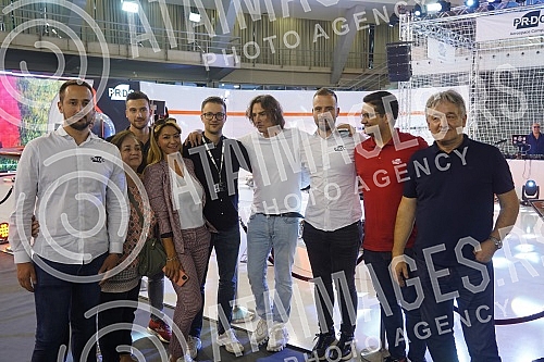 As part of the 64th International Fair of Technology and Technical Achievements at the Belgrade Fair, in Hall 3 at the PR-DC stand (Pink Research & Development Center), DJ Zex played music at the After Work Matinee.U okviru 64. Medjunarodnog sajma 