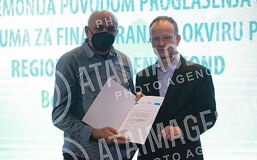 A solemn ceremony of proclamation of the selected consortia within the first phase of the Regional Challenge Fund project was held at the Crown Plaza Hotel.Svecana ceremonija progladenja odabranih konzorcijuma u okviru prve faze projekta Regionalni