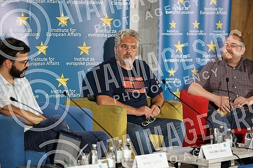 The Institute for European Affairs, with the support of the Balkan Trust for Democracy and USAID, organized a public debate focusing on the human rights of Serbian citizens during the current pandemic crisis.Institut za evropske poslove organizovao