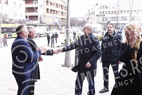 As part of the election campaign, the Party of United Pensioners of Serbia held a rally in Cacak.Partija ujedinjenih penzionera Srbije u sklopu preidzborne kampanje odrzala je miting u Cacaku.