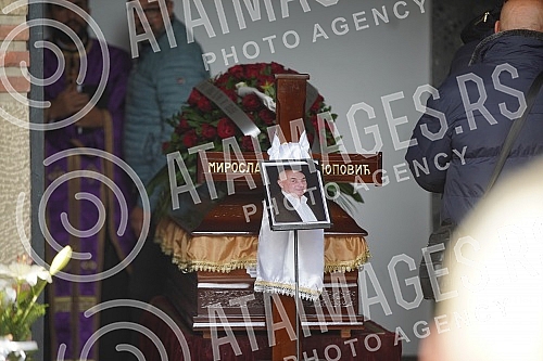 Funeral of Miroslav Popovic, President of the Serbian Professional Boxing Federation held at the New Cemetery - In the Alley of Merited Citizens.Sahrana Miroslava Popovic, predsednik Srpske profi boks federacije odrzana na Novom groblju - U Aleji za