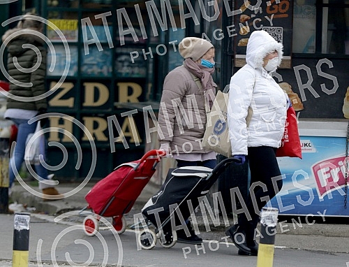 Markets in Belgrade are open three days a week, starting Thursday.Pijace u Beogradu rade tri dana nedeljno, od cetvrtka.