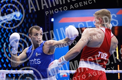2021 Olympic Boxing World Championships - Stark Arena. Round 32, Light Heavyweight (80kg), Kaan Aykutsun(Turkey) (RED) vs Vladimir Mironchikov (Serbia).Svetsko prvenstvo u olimpijskom boksu 2021 - Stark arena.