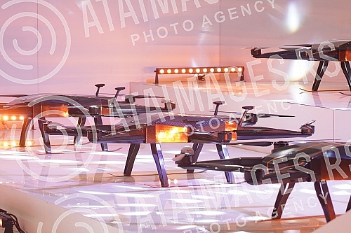 As part of the 64th International Fair of Technology and Technical Achievements at the Belgrade Fair, in Hall 3 at the PR-DC stand (Pink Research & Development Center), DJ Zex played music at the After Work Matinee.U okviru 64. Medjunarodnog sajma 