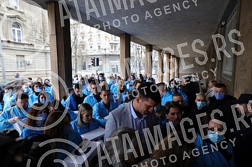 The Serbian Progressive Party handed over the list for the parliamentary elections to Aleksandar Vucic - Together we can do all the certified statements of the voters who support it, today, February 16, 2022. year, at 15 o'clock, at the headquarters 