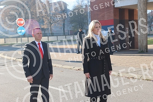 Wreaths were laid at the central memorial to the fallen members of the Republika Srpska MUP in Banja Luka today as part of the celebration of the baptism of the MUP of the Assembly of the Holy Archangel Michael - Arandjelovdan.
Kod centralnog spomen Wreaths were laid at the central memorial to the fallen members of the Republika Srpska MUP in Banja Luka today as part of the celebration of the baptism of the MUP of the Assembly of the Holy Archangel Michael - Arandjelovdan.
Kod centralnog spomen