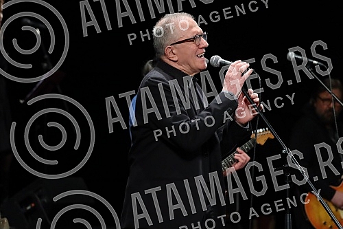 A concert in honor of the legendary drummer Dragoljub Djuricic, the man with the biggest smile on the domestic music scene, was held at the Atelier 212 theater.Koncert u cast legendarnog bubnjara Dragoljuba Djuricica, coveka sa najvecim osmehom na 