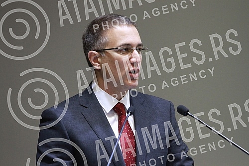 A Report on the Prevention of Terrorism and Money Laundering was presented in the Chamber of Commerce.
U Privrednoj komori predstavljen izvestaj o sprecavanju terorizma i pranju novca. A Report on the Prevention of Terrorism and Money Laundering was presented in the Chamber of Commerce.
U Privrednoj komori predstavljen izvestaj o sprecavanju terorizma i pranju novca.