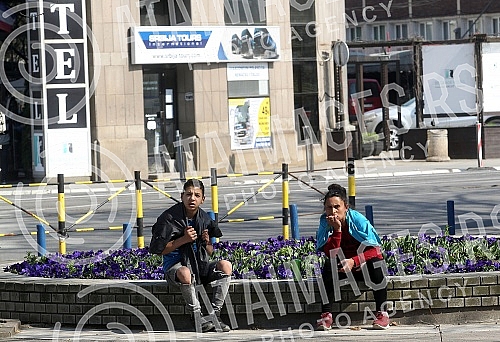In Serbia, intercity bus service was suspended at noon to prevent the spread of the coronavirus.
U Srbiji je u podne obustavljen medjugradski autobuski prevoz zbog sprecavanja sirenja korona virusa. In Serbia, intercity bus service was suspended at noon to prevent the spread of the coronavirus.
U Srbiji je u podne obustavljen medjugradski autobuski prevoz zbog sprecavanja sirenja korona virusa.
